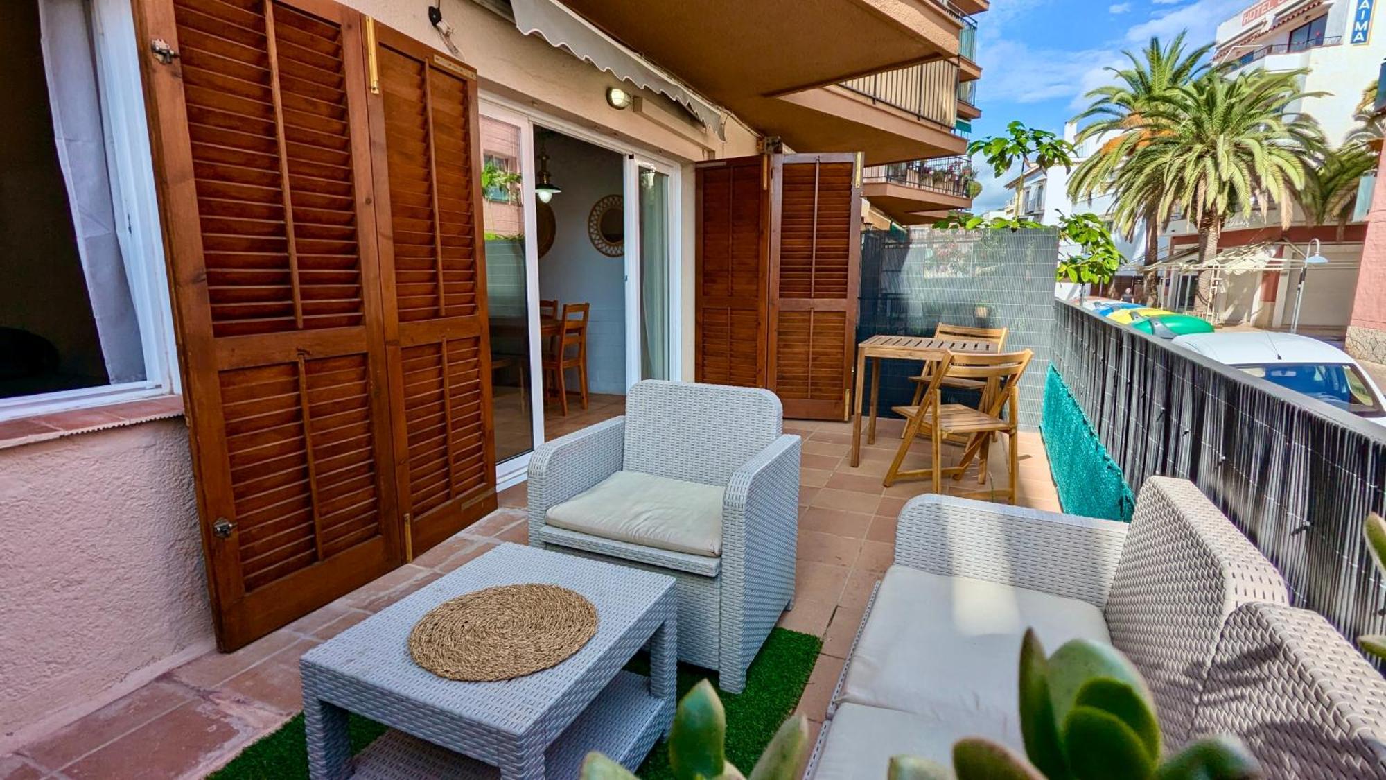 Planta Baja Con Terraza En El Centro Apartment